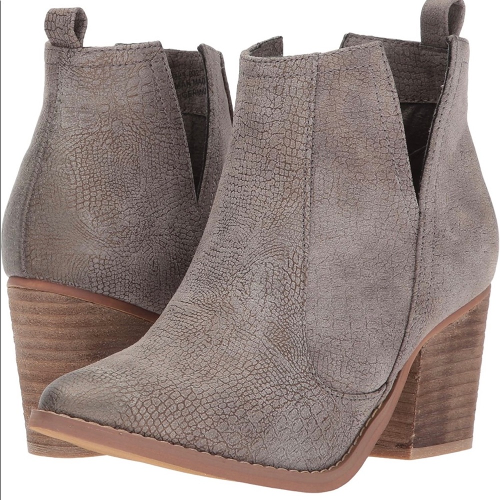 NEW - Not Rated Shea Booties, 7.5